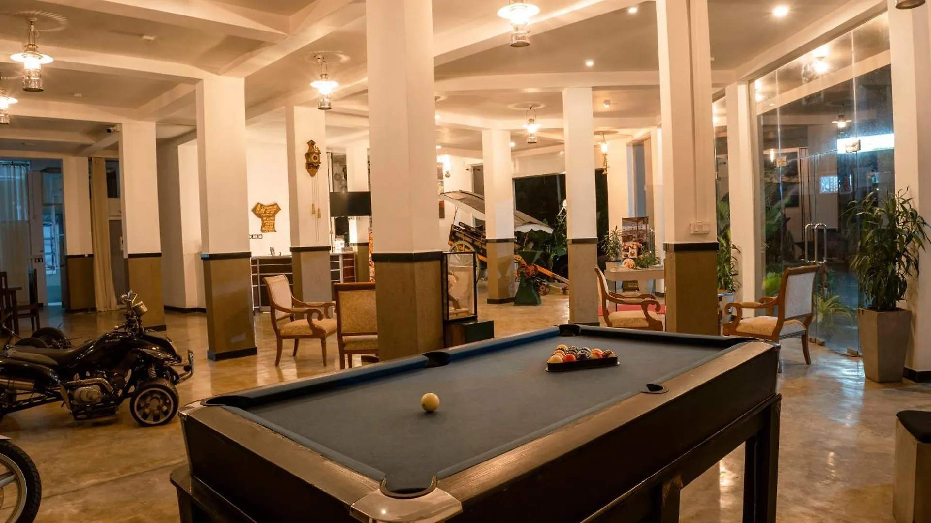 Hotel Rivora Gallery Kandy