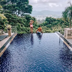 5* Hotel Theva Residencia